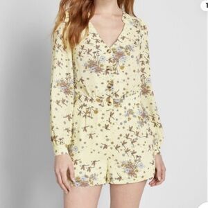 NwT ModCloth yellow flirty romper long sleeved dragonfly floral S